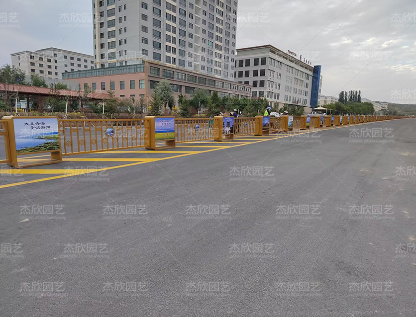 道路花箱不鏽鋼花箱青海花箱案例